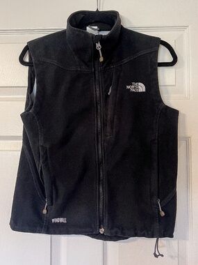 The North Face WindWall Black Fleece Vest Women’s M Zip Up